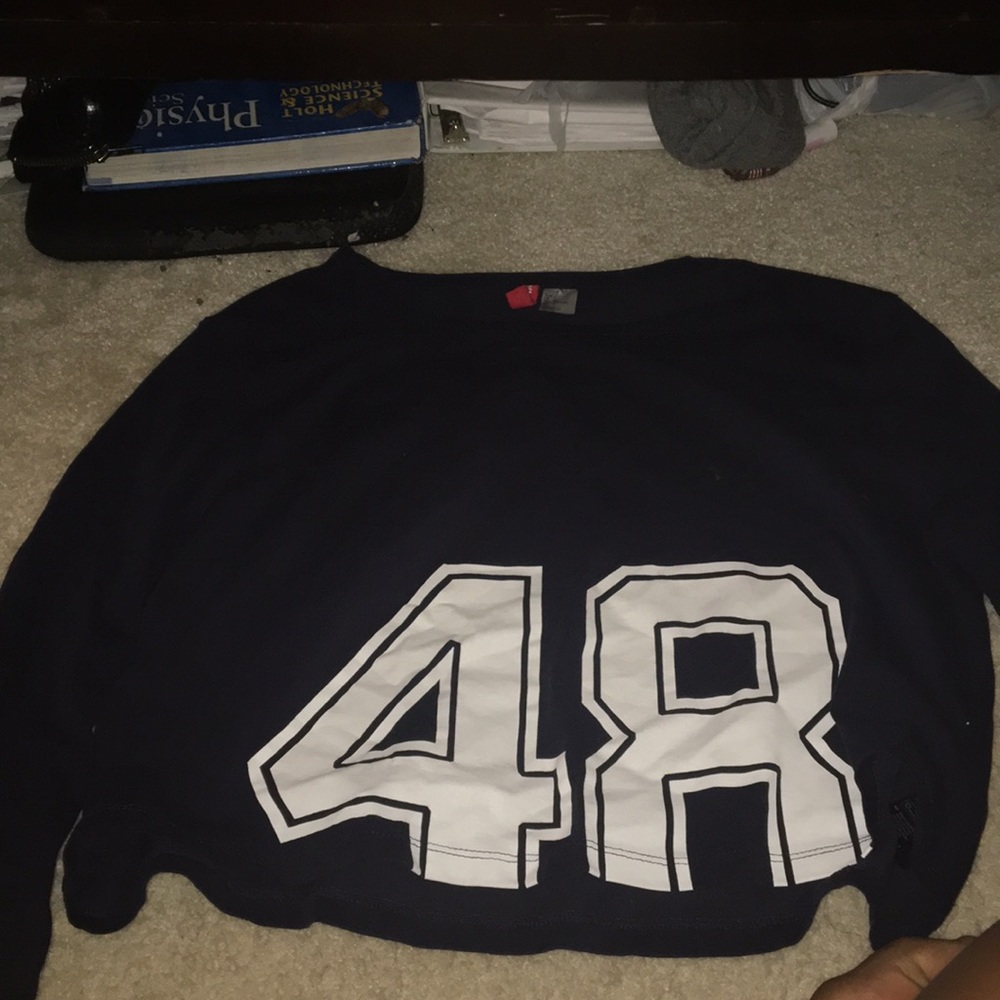Long sleeve crop top